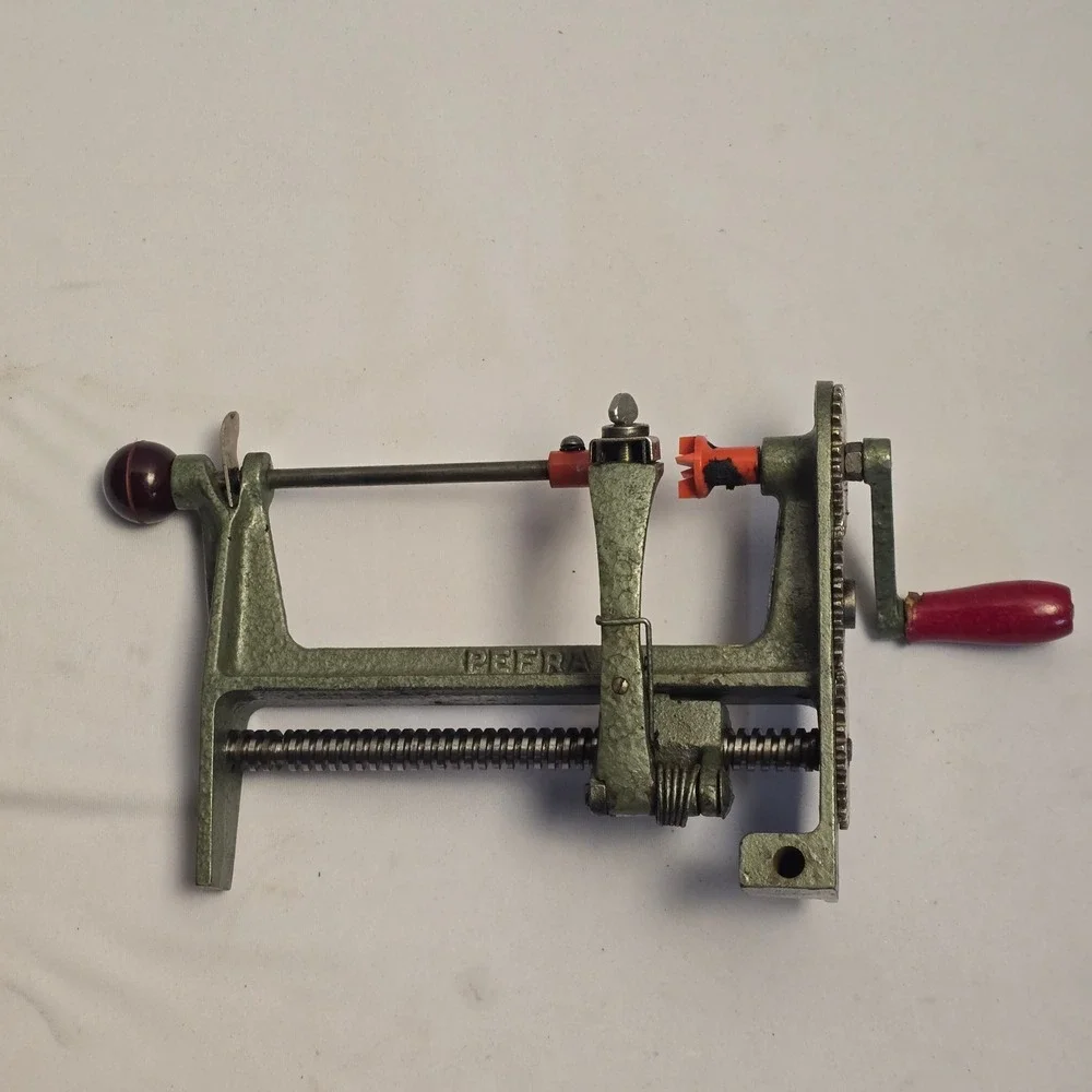 Vintage PEFRA Apple Peeler Corer Made in Germany‎ Green Cast Metal Hand Crank